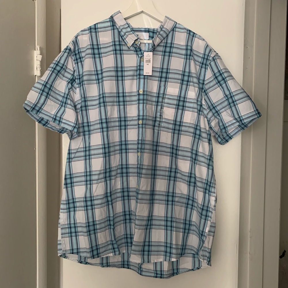 BRAND NEW Gap short sleeve Button Down